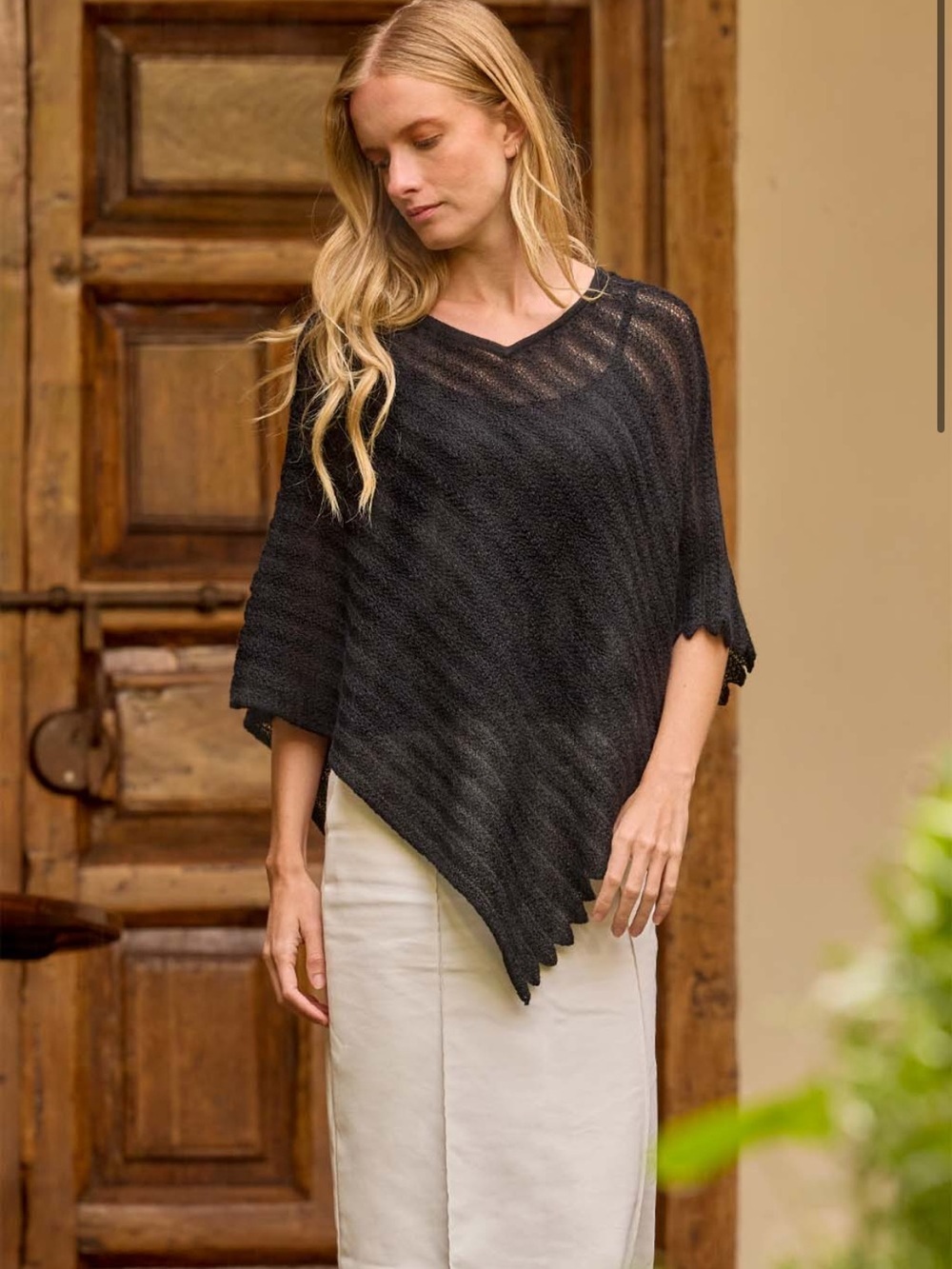 Pure Alpaca 100% Baby Alpaca Lisboa Black Poncho One Size New With Tags